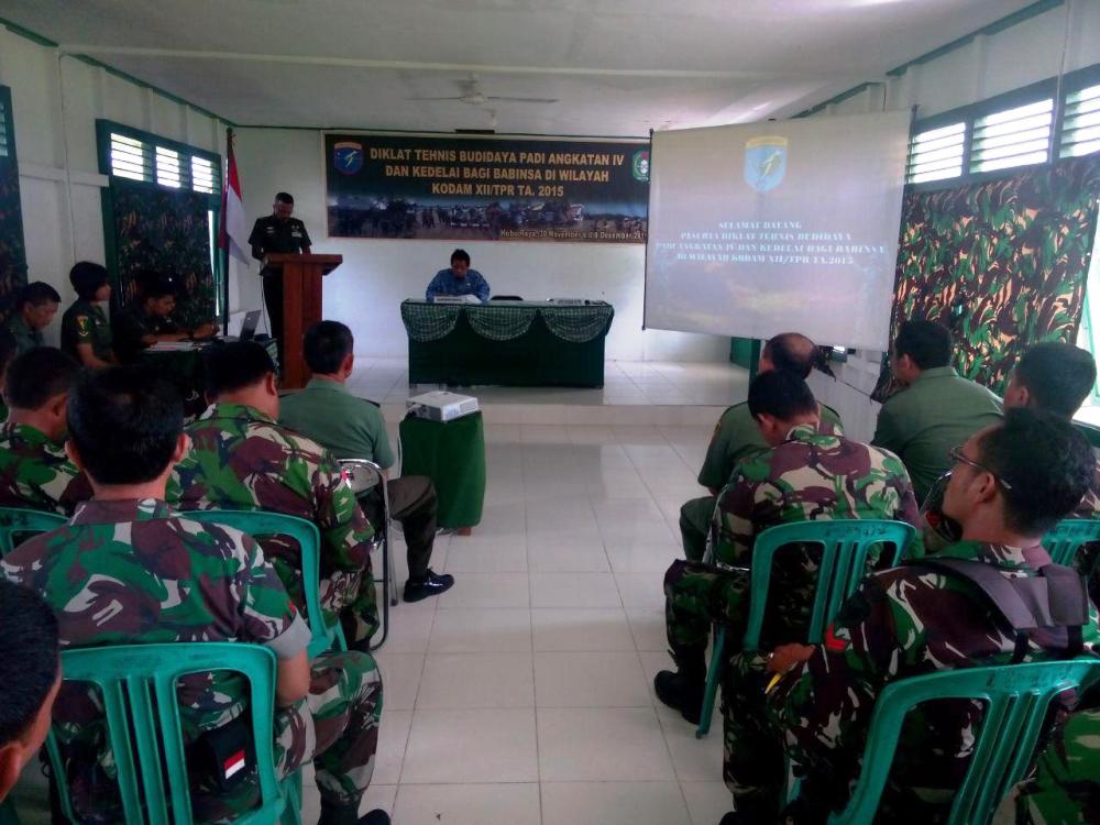 Babinsa Kodam XII/Tpr  Melakukan Latihan Teknis Budidaya Padi dan Kedelai