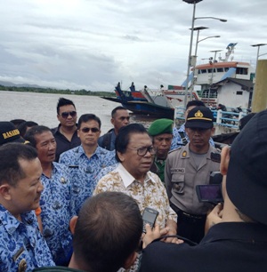 Oso Santuni Korban Kecelakaan Longboat Indo Kapuas