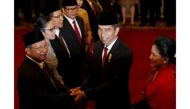 Lewat <i>Reshuffle</i> I, Jokowi Berhasil Mengimbangi Kekuatan Partai Dan Modal