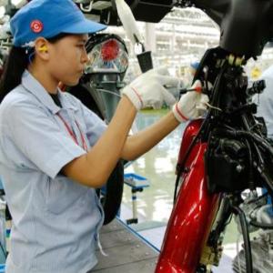 Manufaktur Diproyeksi Sumbang Investasi Terbesar 2015