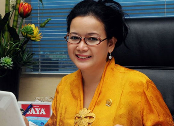 Hanura Usul Proyek Kereta Cepat Dibekukan Sementara