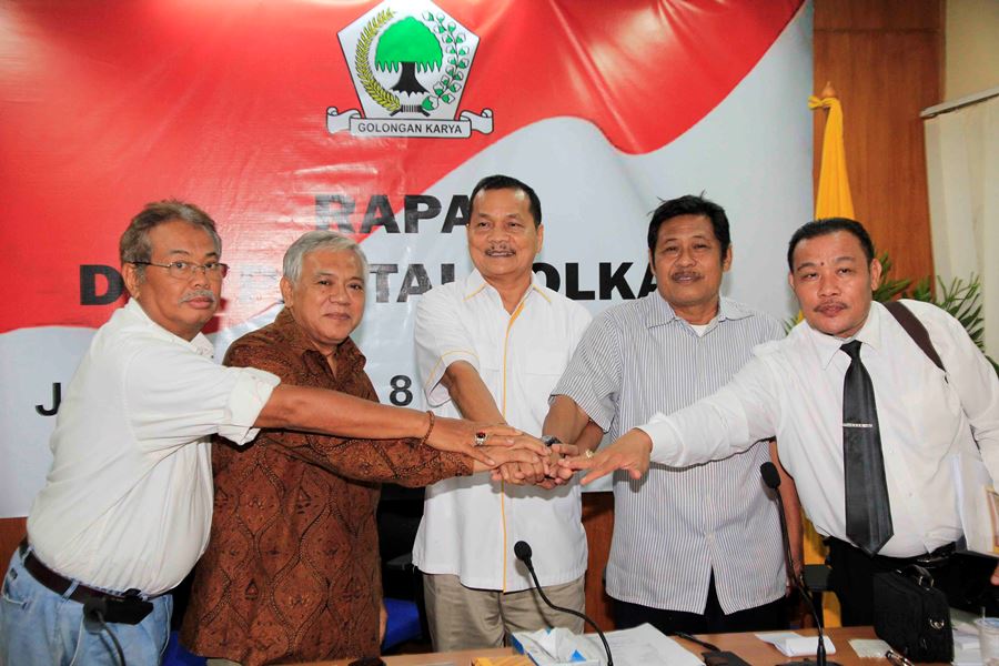Ambi Alih Kepengurusan Golkar