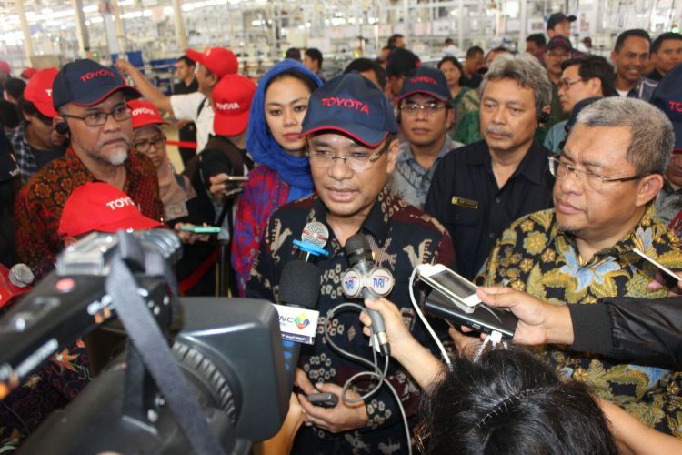 Menuju Indonesia Menjadi Basis Produksi Kendaraan Bermotor Dan Komponen