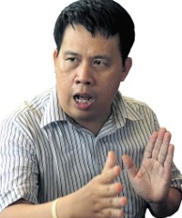 Uchok Sky Minta KPK Tidak Berkutat Di Kasus Damayanti