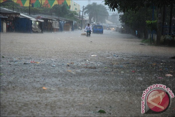 Dilanda Hujan Selama Sepekan, Manokwari Darurat Banjir