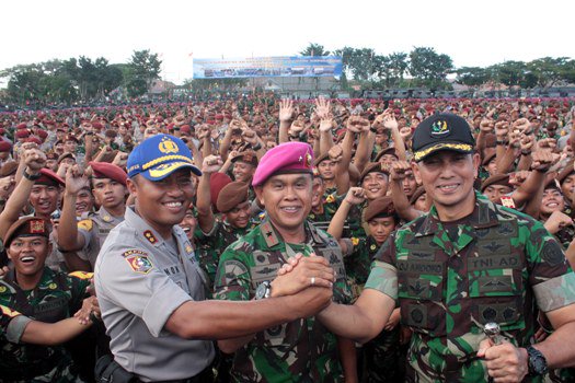 795 Taruna/I Akademi TNI-Polri Sambangi Sarang Petarung