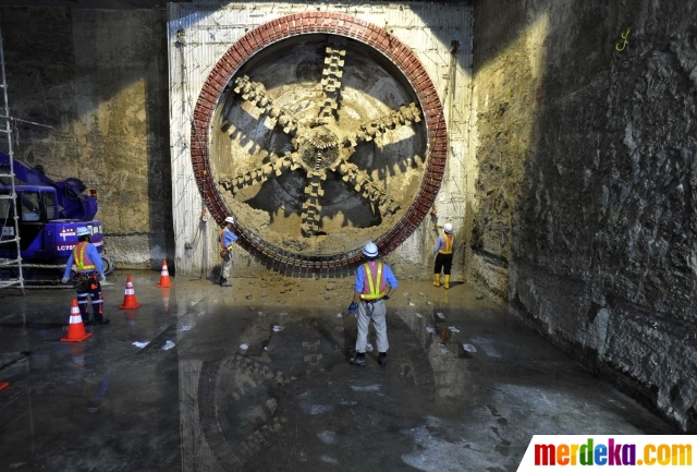 4 Mesin Bor MRT Telah Beroperasi Membuat Terowongan Jalur Bawah Tanah