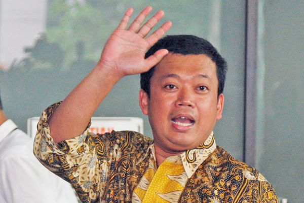 Rangkap Jabatan, Nusron Wahid Mestinya Direshuffle