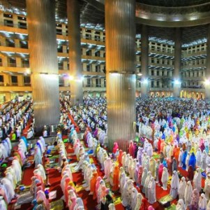 Bupati Halmahera Selatan Keluarkan Edaran Sholat Berjamaah