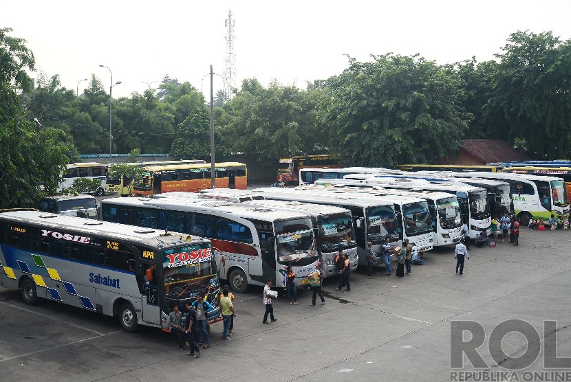 PO Bus Masih Jual Tiket Mudik Di Rawamangun