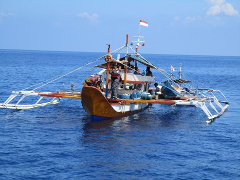 Gajah Laut Bakamla Tangkap Kapal Ber-ABK Filipina