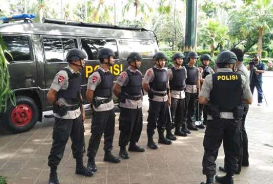 Hanya Pintu Tiga Yang Dibuka, Dijaga Berlapis, Satpol PP, Pamdal & Polisi