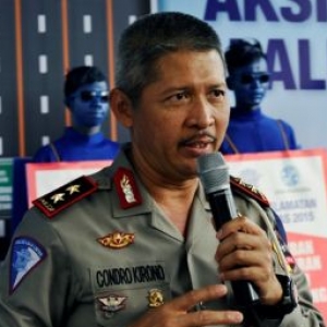 Pelaku Menerobos, Dikejar Lalu Meledakkan Diri