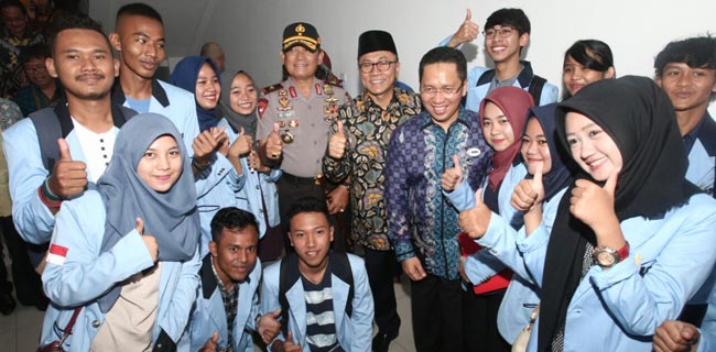 Ketua MPR Ajak Mahasiswa Perkuat Semangat Kebangsaan