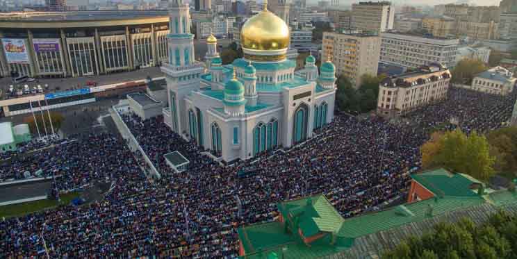Shalat Id Di Masjid Agung Moskow