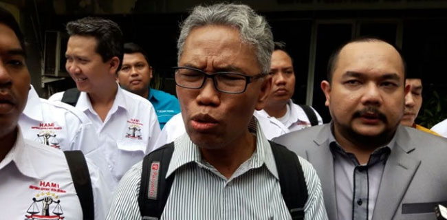 Buni Yani: <i>Bismillah</i> Mohon Dukungan Umat Islam, Saya Ditangkap