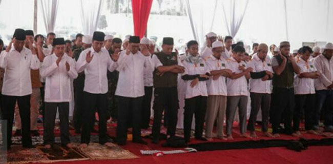 Khatib Pengganti, Habib Rizieq  Tahu Presiden Hadir Sesaat Sebelum Naik Mimbar