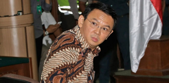 Ahok Belum Juga Diberhentikan, Cara Jokowi Melindungi