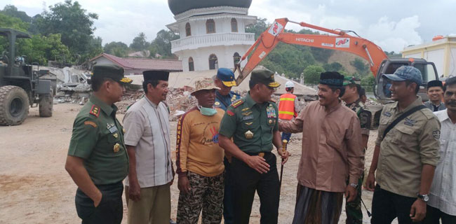 Panglima TNI: Puing Bangunan Harus Bersih Sebelum Usai Tanggap Darurat