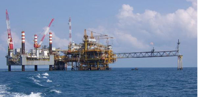 Swasta Diperbolehkan Bangun Kilang Minyak