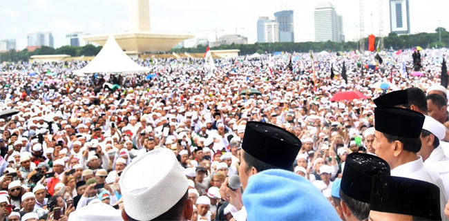 Jokowi: Terima Kasih Kepada Jamaah Yang Berdoa Bersama Di Monas