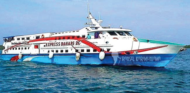 Pelni Operasikan KM Express Bahari Ke Kepulauan Seribu