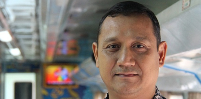 <i>Presidential Threshold Dan Capres Abal-Abal</i>