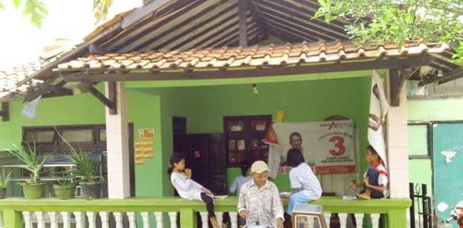 Rumah NF Tempat Anak-anak Belajar