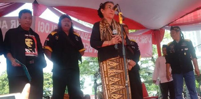 Hadiri Aksi Massa Di Bandung, Sukmawati Juga Minta FPI Dibubarkan