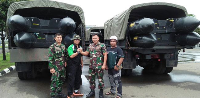 Dompet Dhuafa Bersinergi Dengan Korps Marinir Bantu Korban Banjir