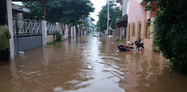 Sejumlah Kawasan Di Jakarta Direndam Banjir