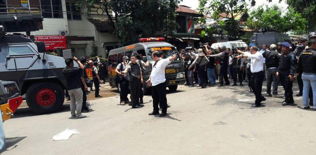 Pelaku Teror Bom Bandung Gunakan Pola Tertutup Dan Otodidak