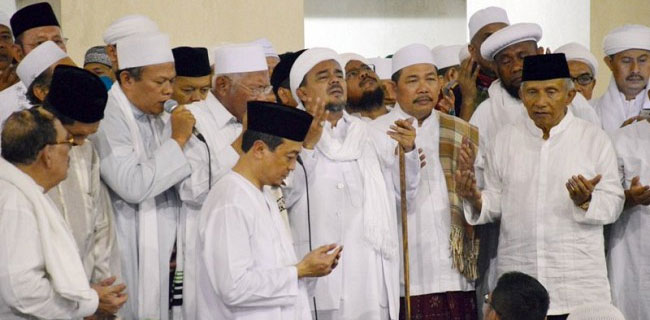 Sambut Raja Salman, Keengganan Jokowi Undang Tokoh 212 Bukti Tak Ingin Redakan Ketegangan