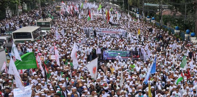 Massa Aksi 313 Serukan Tangkap Ahok, Dukung Anies-Sandi