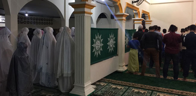 Petani Karawang Ikuti Kegiatan Pengajian Di Masjid Muhammadiyah