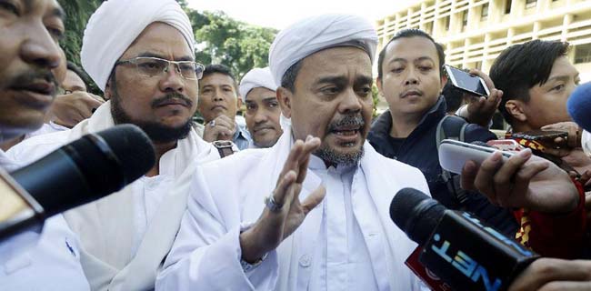 Habib Rizieq Ungsikan Keluarga ke Luar Negeri Gara-gara Ancaman Sniper