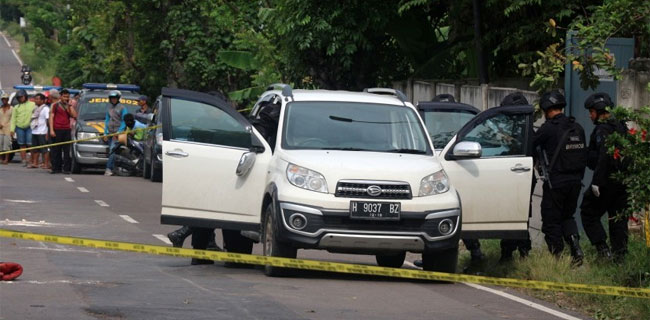 Polisi Harus Jelaskan Insiden Tuban, Kenapa Bergeser Dari Bandit ke Terorisme