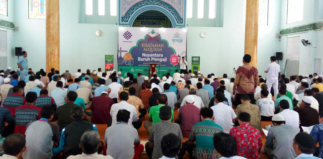 Ribuan Buruh Khataman Al-Quran Sambut May Day