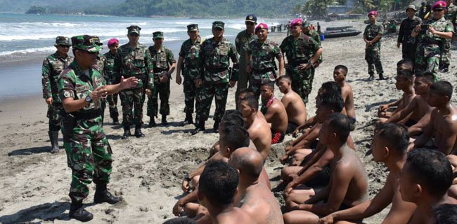 Wakasal: Tanamkan Kembali Jati Diri Korps Marinir Sebagai Prajurit Pendarat