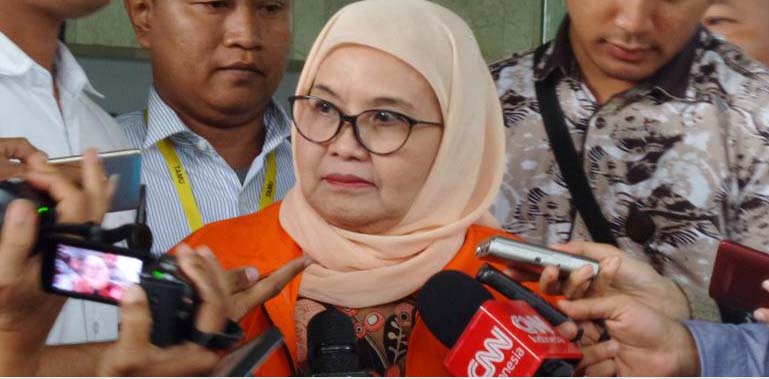 Keadilan Begitu Mahal, Buat Siti Fadilah, Pahlawan Tanpa Jasa