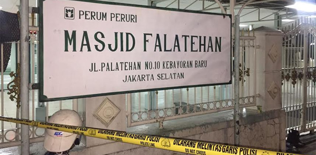 Dua Brimob Ditikam Di Masjid Dekat Mabes Polri