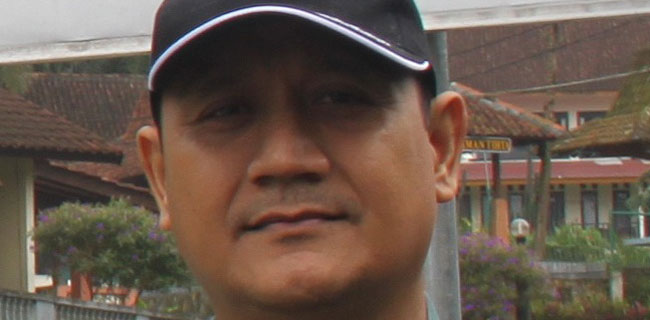 <i>Ada Kurawa Di Istana</i>