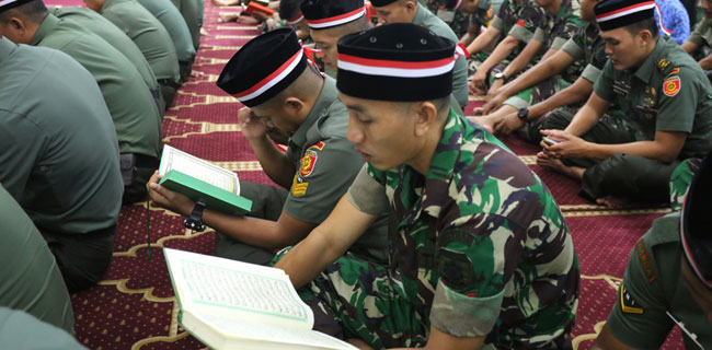 Prajurit Dan ASN Markas Kostrad Gelar Doa Bersama 17 17 17