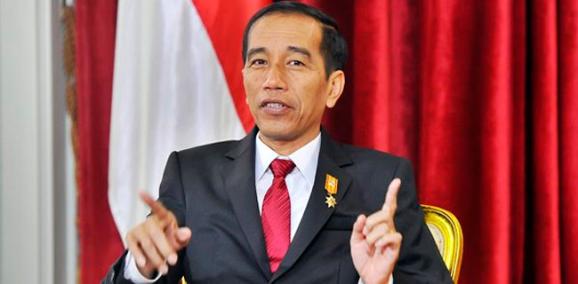 Ekonomi Jatuh Karena Jokowi Terlalu Percaya Diri