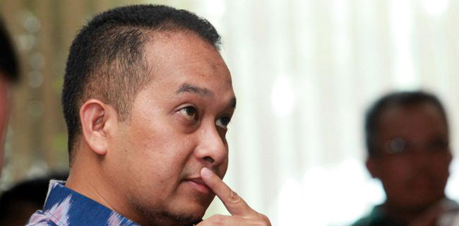 Menulis Ulang Desentralisasi Asimetrik Dalam Indonesia-Sentris