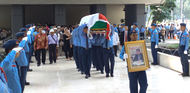 Azhar Romli Masih Ikut Rapat Komisi Sebelum Meninggal