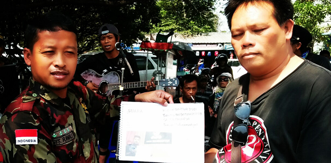 Pemuda Muhammadiyah Serahkan #KoinUntukPSSI Ke Persib Bandung