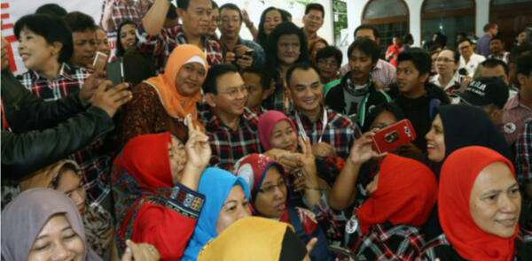 Stop Tradisi Aneh Ahok