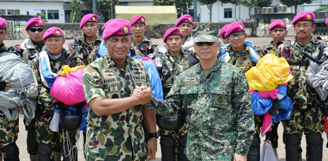 Komandan Marinir Filipina Bangga Memasuki Bhumi Marinir Cilandak