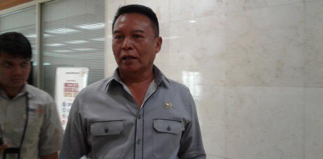 Komisi I DPR Akan Kaji Ulang Negara-Negara Penerima Bebas Visa Indonesia